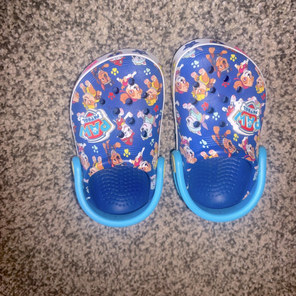 NWT Paw Patrol Crocs C6